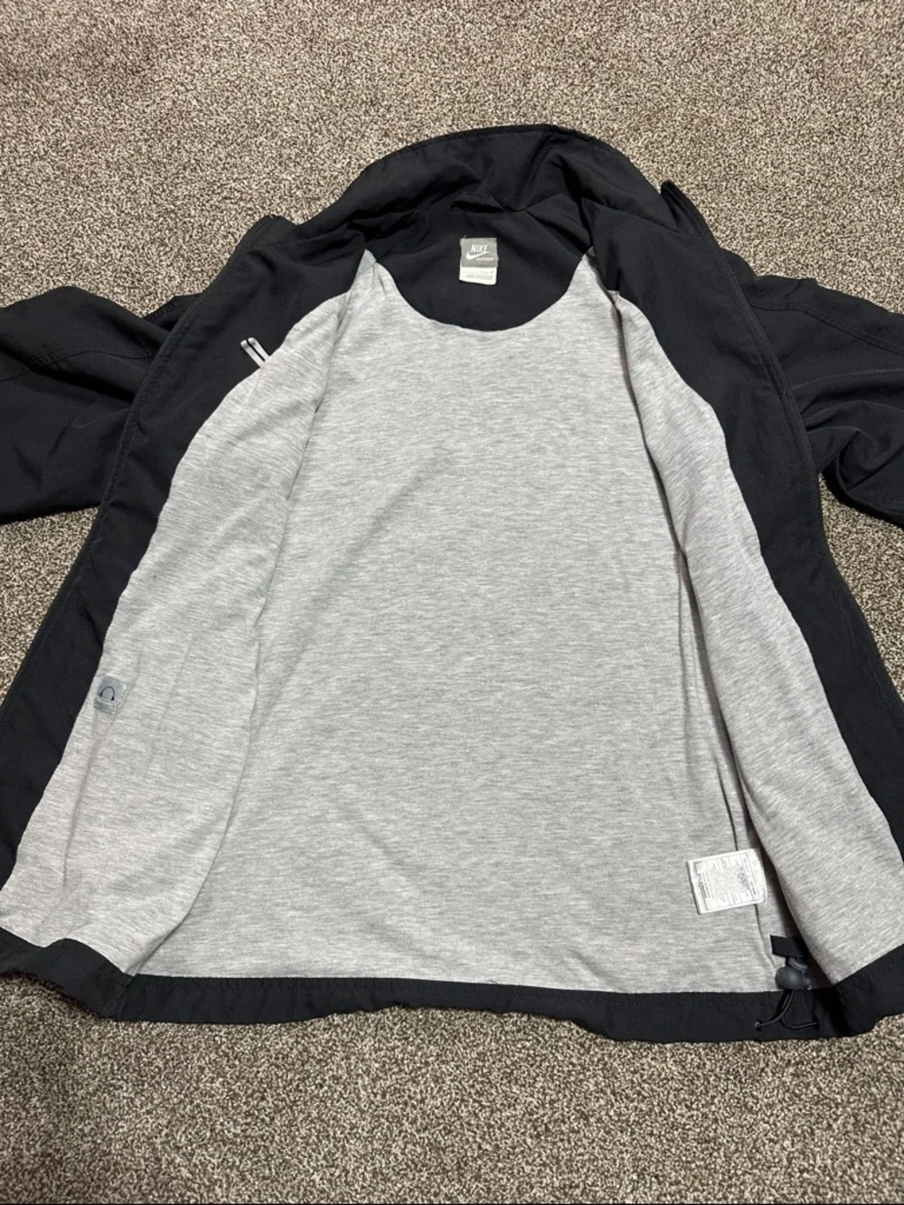 Nike Men's black Full-Zip Windbreaker Jacket with cotton lining SMALL